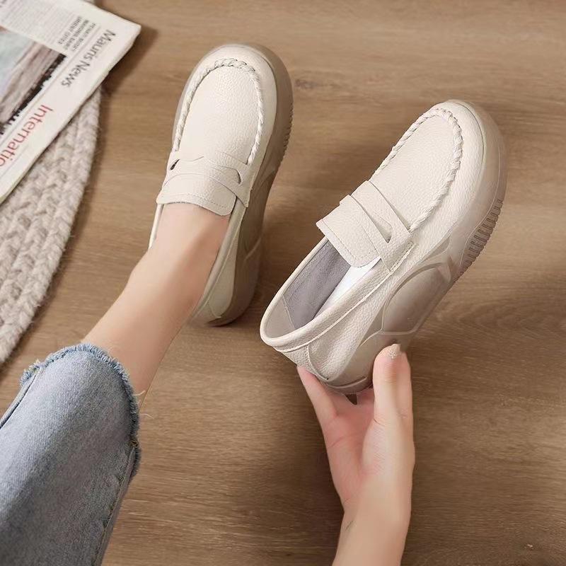 Huge Comfortable Single Shoes Women's 2025 Thick-soled Soft-soled Casual Shoes Non-slip Waterproof Work Shoes Breathable Doudou Shoes Non-slip