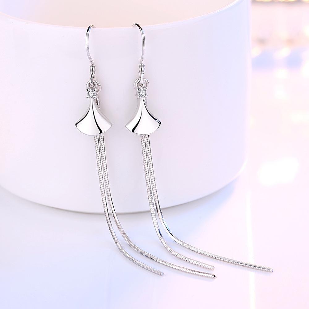 Mid-length Women's Simple and Fashionable Tassels Earrings