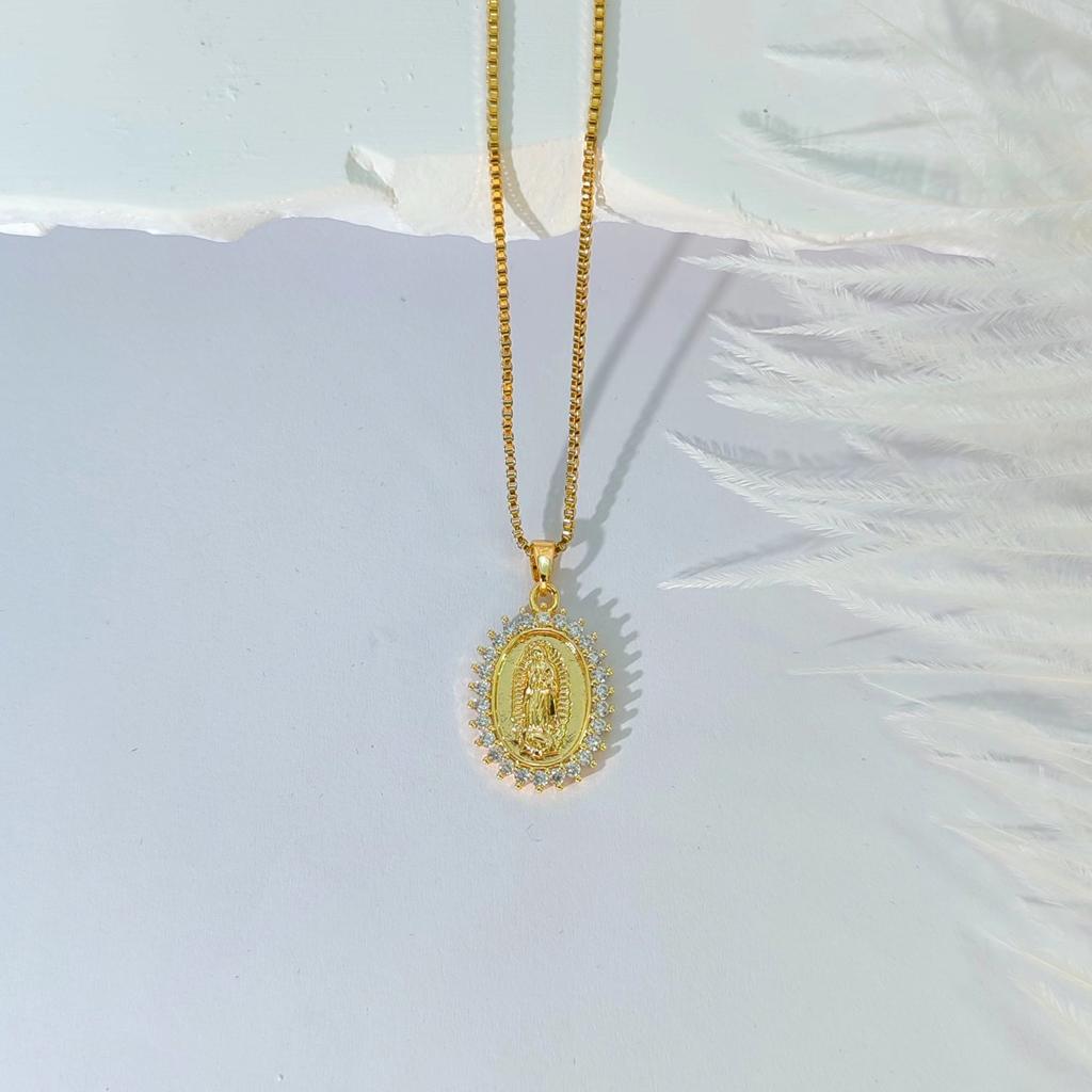 French Virgin Necklace Women'S Premium Vintage Ol Personality Versatile Portrait Geometric Pendant Accessories