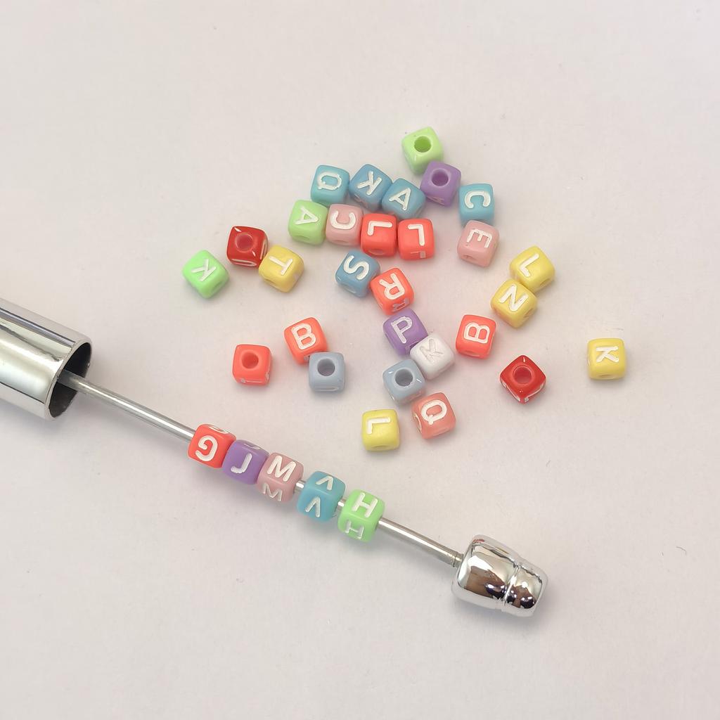 High Quality 500g/Bag Colorful Acrylic Cube Letter Beads 5MM Square A-Z Alphabet Charms for Bracelet Necklace Jewelry Making DIY