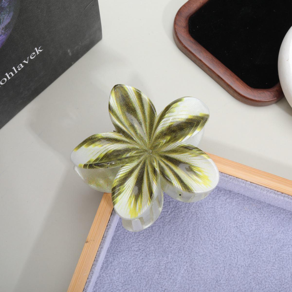 Зажим для волос  Градиентная плюмерия  – Мраморный цветок с лентой для прически