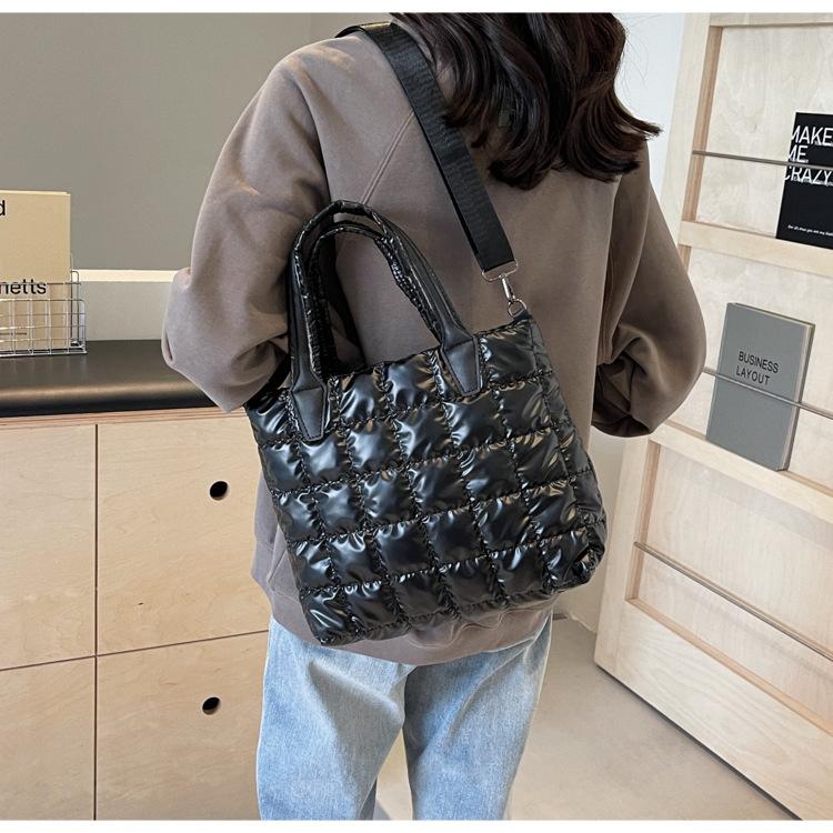 Internet Celebrity Cotton Quilted Padded Women's Handbags Nylon Solid Color Grid Female Shoulder Crossbody Bags Large Capacity Ladies Tote Bag Satchel