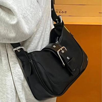 Borsa sottospalla da donna Nuova Dolce e Cool Borsa da moto Hot Girl Retro High-end Versatile Monospalla Pendolare a tracolla Borsa da donna