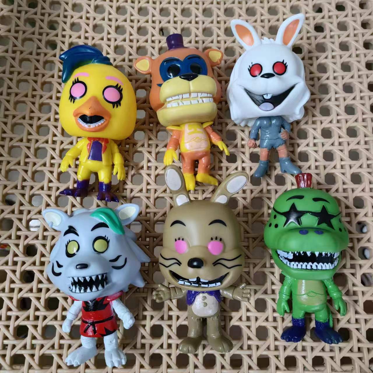 

6 шт./Набір П ять ночей з Фредді Fnaf Ведмедик Фігурка Дії Іграшки Для Дітей Подарунок білий