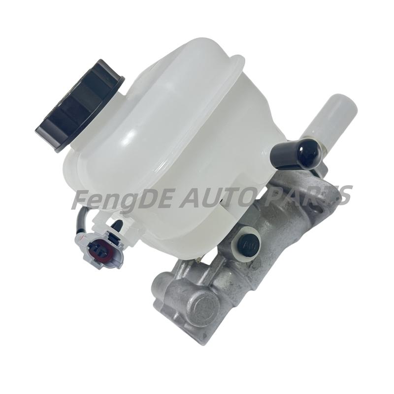 Brake Master Cylinder For Toyota Hiace 2006- 2.7L 2.5D 3.0D 47207-26020 BMTP-625 BMC-3524 4720726020