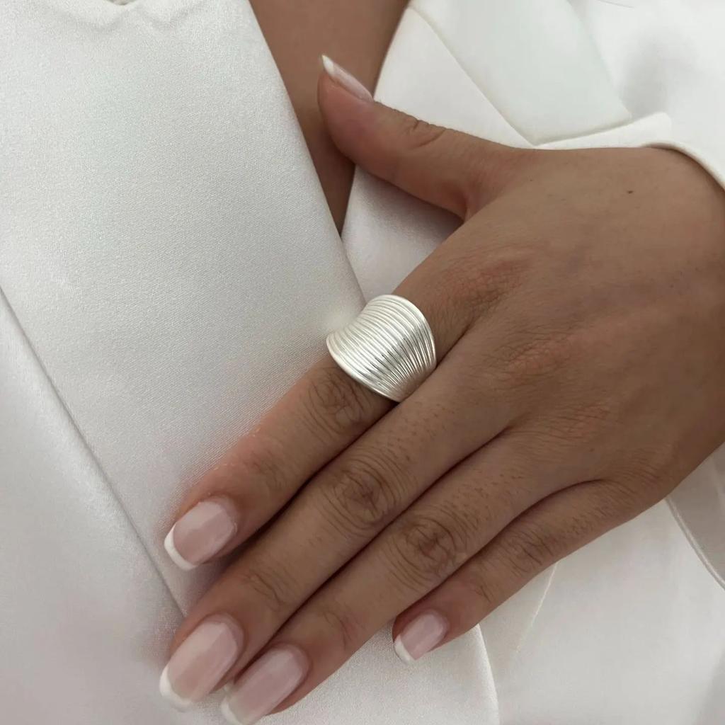 DIEZI Exaggerated Pearl Geometric Rings For Women Men Girls Gift Punk Fashion Flower Gold Silver Color Knuckle Joint Ring
