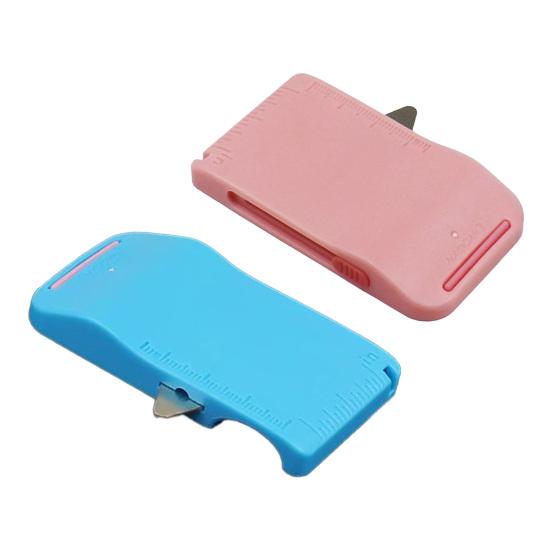 2Pcs Magnetic Seam Guide with Scale Multi-Functional Hemmer Guide Sewing Tool Universal Sewing Machine Attachments Accessories