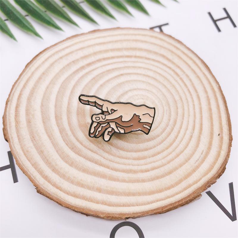 Cartoon Fun Gesture Holding Hands Fun Enamel Brooch Pin Custom Alloy Badge Clothes Bags Accessories Jewelry Gifts For