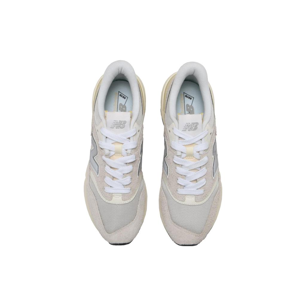 New Balance 997R Moonbeam Unisex Sneakers Cream U997RCE