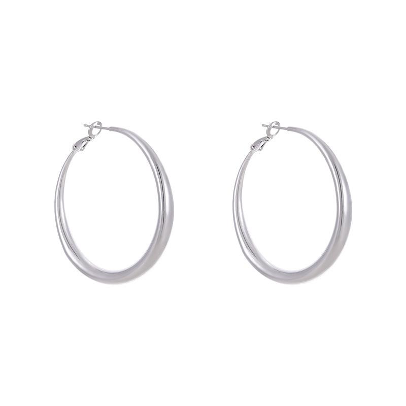Fashion Blogger, Gold Big Circle Earrings, Female Giant Good-Looking Studs, Cold Wind Earrings, Fashionable Exaggerated Plain Circle Earrings.