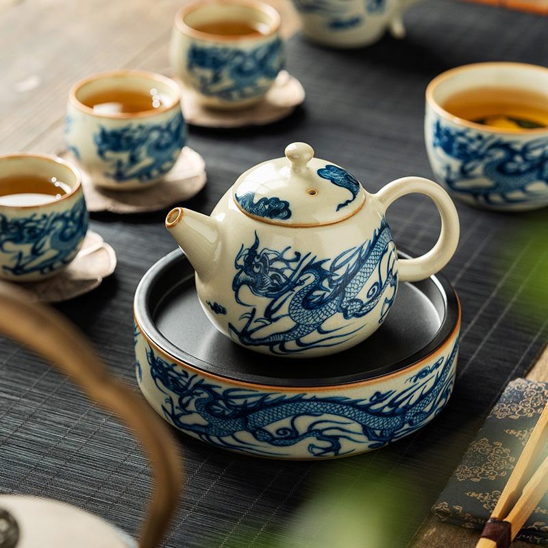 225ml Traditional Ru Kiln Blue And White Dragon Pattern Ceramic Teapot Dragon Egg Tea Pot Tea Infuser Kettle Kung Fu Tea Set