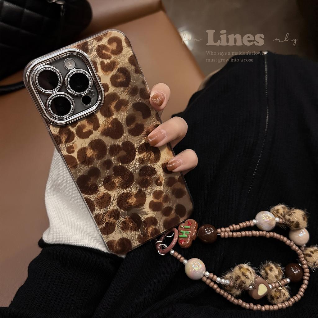 Retro Hot Girl Leopard Print Bracelet Apple 16 Mobile Phone Case IPhone 17 Suitable for 14pronax Light Luxury 13 Lens Film