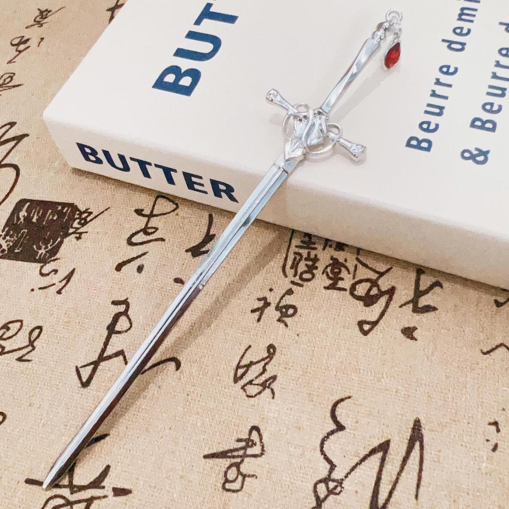 Vintage Chinese Sword Hairpin: Retro Hanfu Updo Accessory with High-End Style for Girls