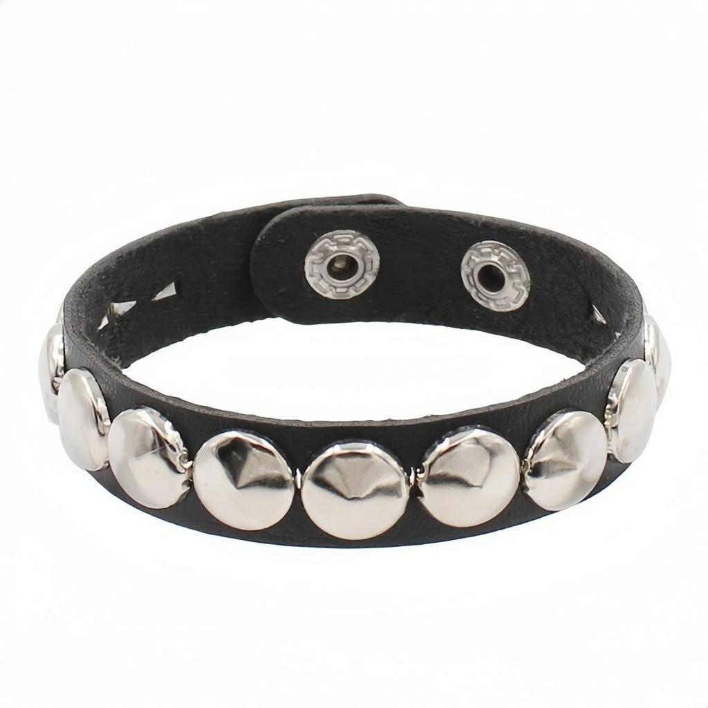 2026 Retro Punk Star Spikes Rivet Skull Studded Bracelet Black White Pu Leather Wristband Men Women Jewelry Gothic Accessories