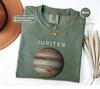 Jupiter Planet Shirt, Minimalistisches Jupiter T-Shirt, Planet Grafik-T-Shirt, Weltraum- und Planetenliebhaber Shirt, Sonnensystem Weltraumkunst Astronomie T-Shirt