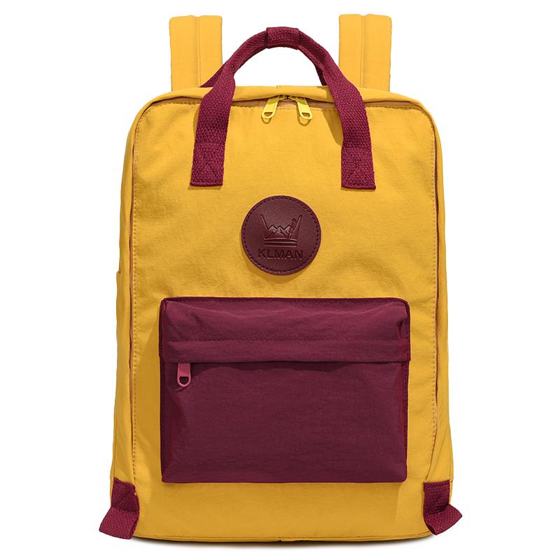 Farbblock-Rucksack mit Fronttasche und gepolsterten Schultergurten