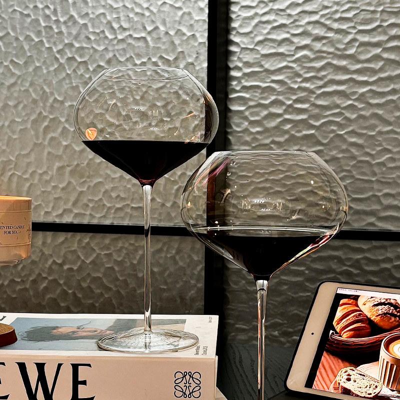 700ML Ultra-dünn Große Kapazität Pfirsichherz Hoher Fuß Glas Burgunderwein Glas Kristallglas Hoher Fuß Rotwein Glas