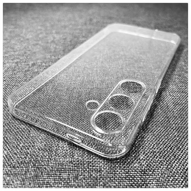 Cienkie Przezroczyste Etui Dla Samsung Galaxy A16 A26 A36 A56 A15 A25 A35 A55 A17 A24 A54 A34 A14 A24 A52 A13 A23 A53 A73 A33 A12 A32 Pokrowiec