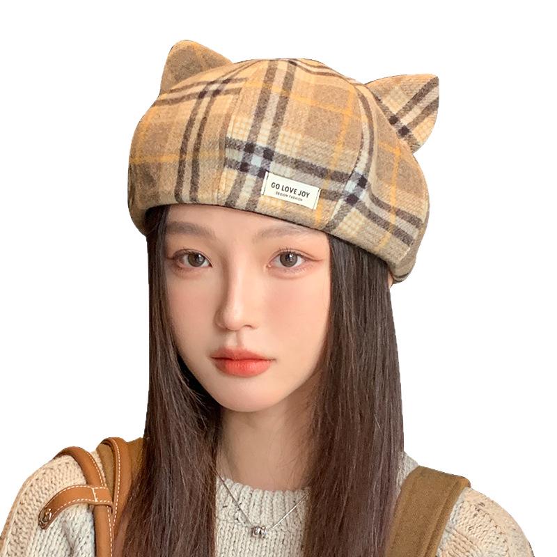 Classic Plaid Wool Beret with Cute Cat Ears - Artistic Painter Style for Autumn/Winter