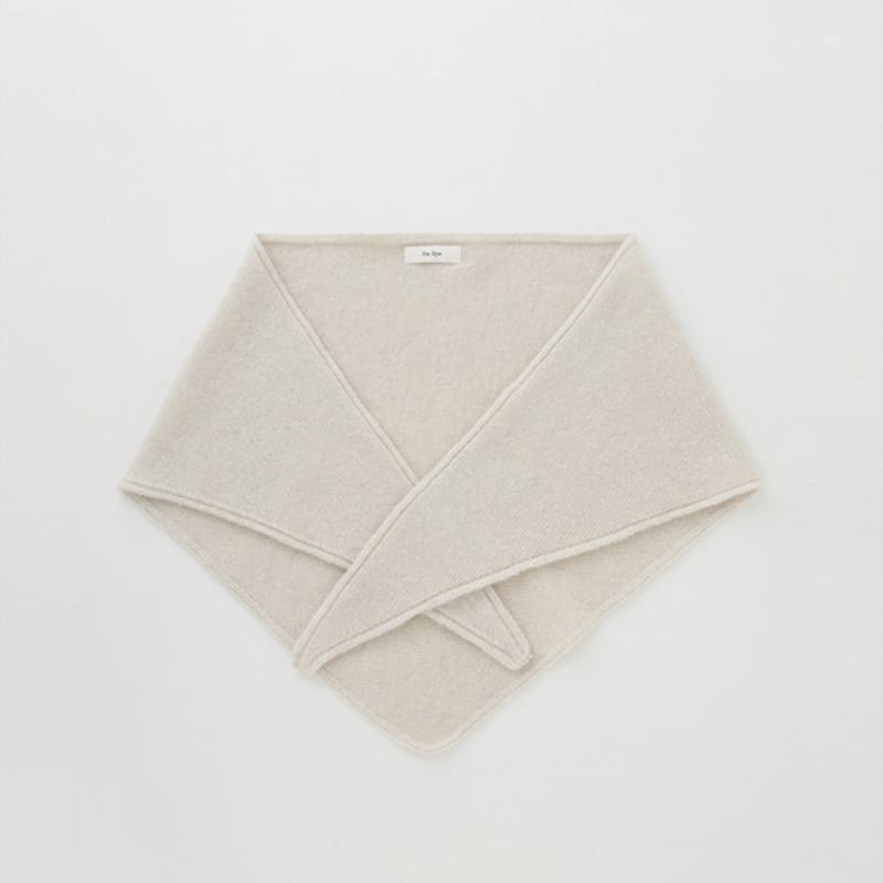 THE RYE Triangle Wool Scarf(Ivory)