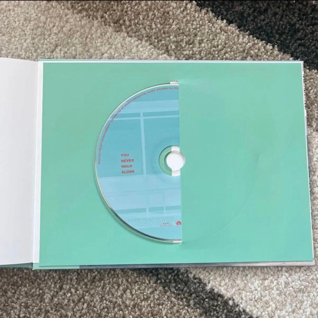 [USED] BTS Official Album YOU NEVER WALK ALONE