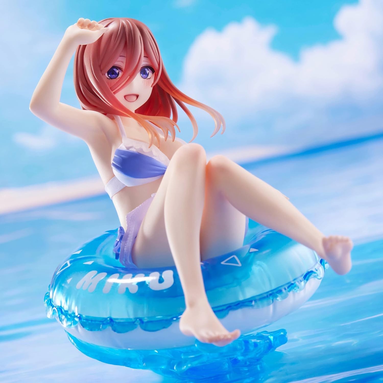 

Movie The Quintessential Quintuplets Miku Nakano Aqua Float Girls Figure