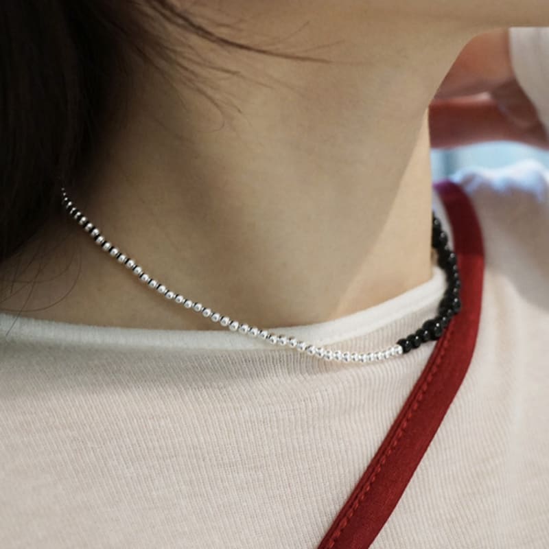 SORA Onyx Half Necklace