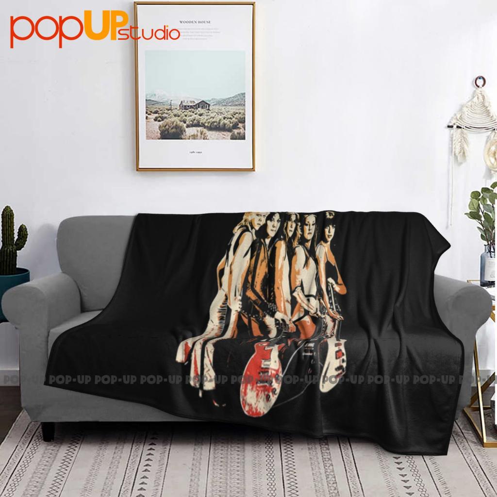 The Runaways All Female American Rock Band Queens Of Noise 1977 Ultra-Soft Blanket Quilt Winter Sofa Cover Bed Covers