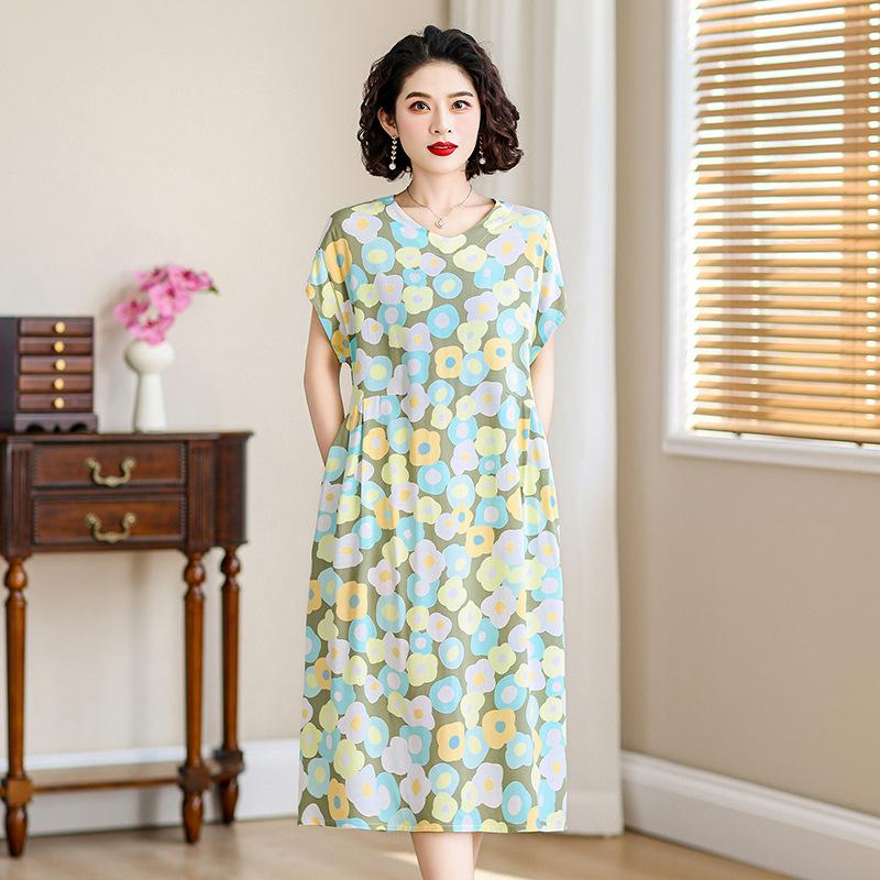 Nouvelle robe en coton et soie mode d'été pour femmes ample grande taille florale coton artificiel coton tempérament jupe moyenne et longue