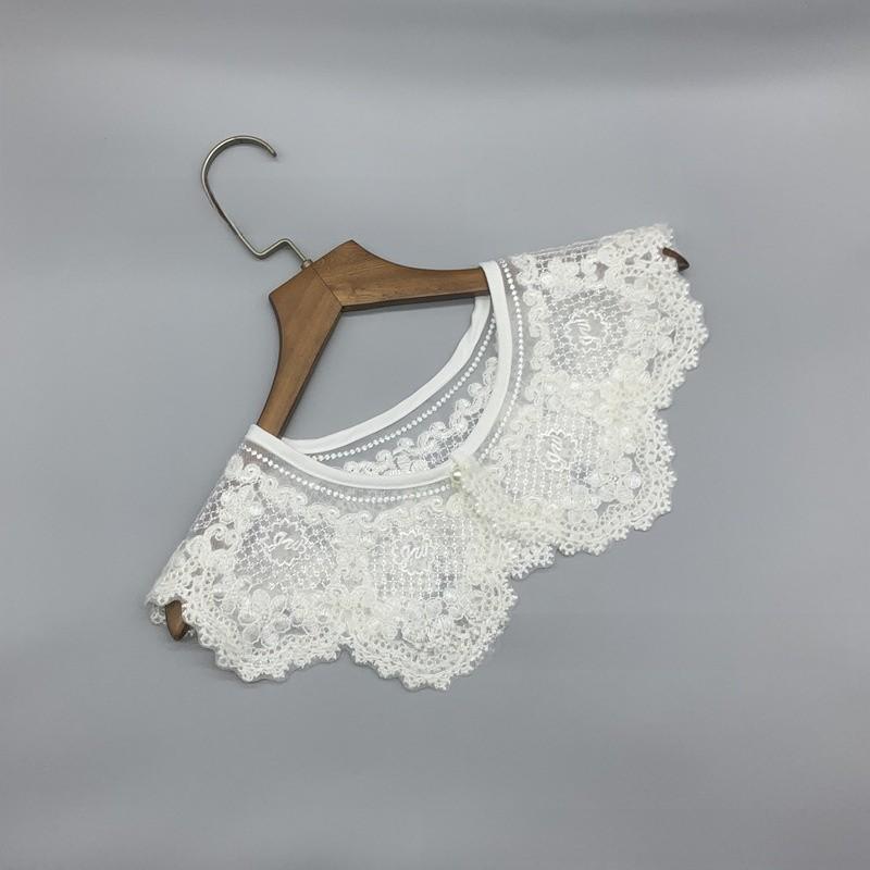 Wool Winter Coat Collar With Embroidered Floral Design For Adults Fashion Accessory