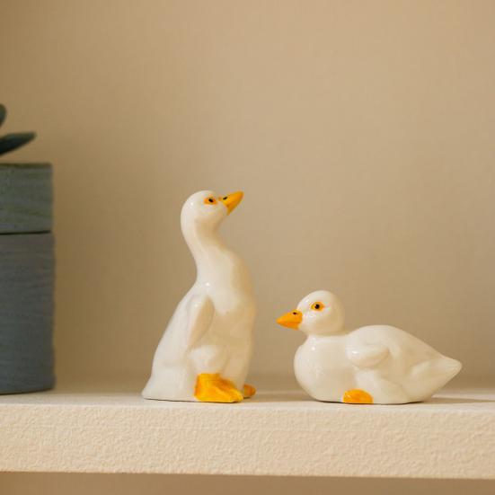 Ceramic Duck Statue Cute Mini Duck Figurine Small Animal Sculpture for Home Office Desktop Garden Porch Decor