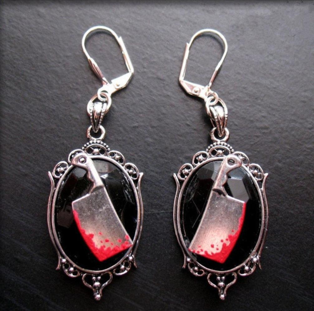 Gothic Sliver Color Geometric Oval Relief Bloody Meat Cutting Knife Dangle Earrings for Women Halloween Demon Style Jewelry