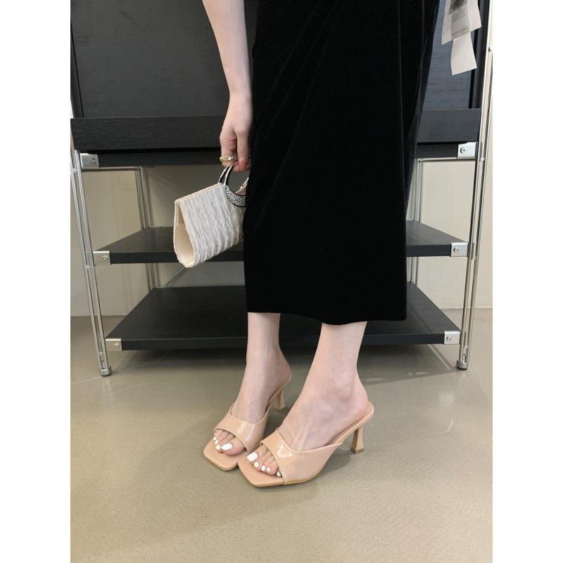 2025 spring and autumn new fashion patent leather high-heeled cool slippers thin-heeled square-headed open-toed one-word slippers