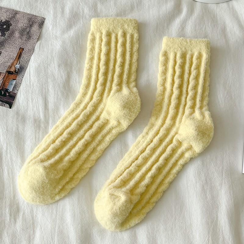 Meias de Veludo Australiano Meias de Cano Médio Meias de Veludo para Estação Espessas Quentes para Casa Chão Dormir Meias Cor Doce Meias Mulher