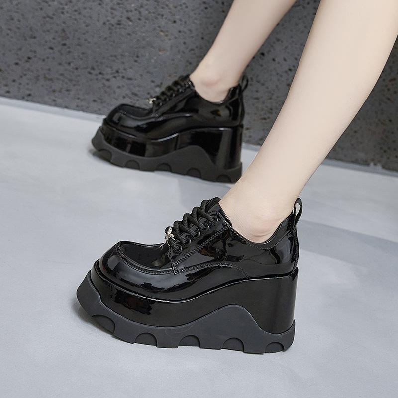 Plateau-Loafer Damen 2025 Frühling neu Keilabsatz schwarz 10CM erhöhend Damenschuhe vielseitig Britischer Stil kleine Lederschuhe