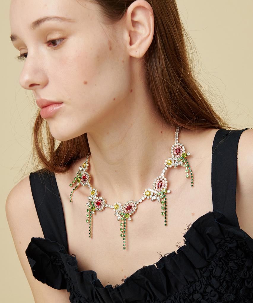 Matias [Showpiece] Flower Bunch Necklace