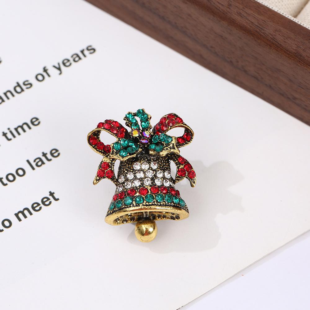 Broche créative en métal