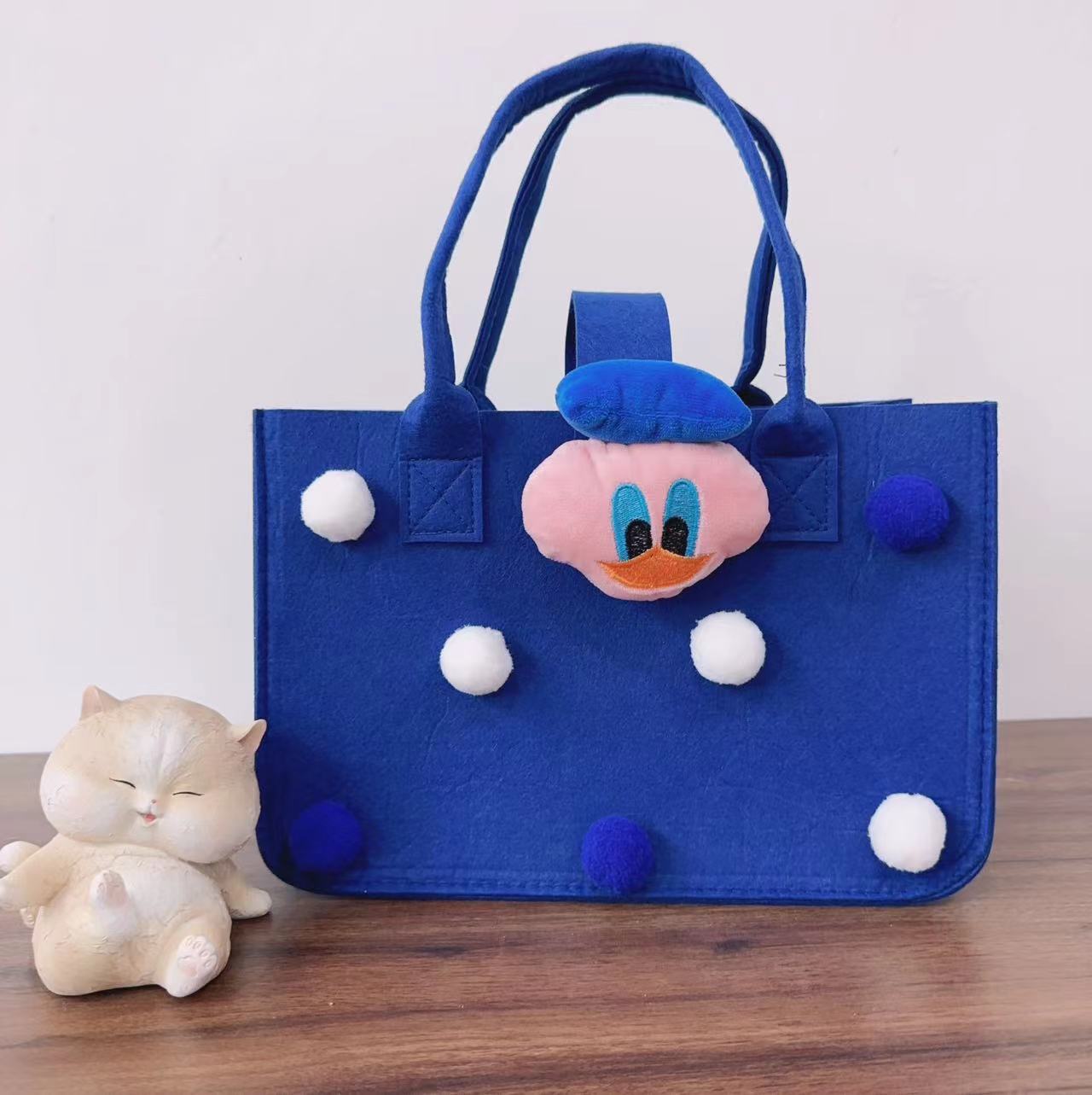 

Internet Celebrity Explosion Cartoon Felt Bag Advertising Shopping Tote Bag Baby Souvenir Tote Bag 30x20x18 синий