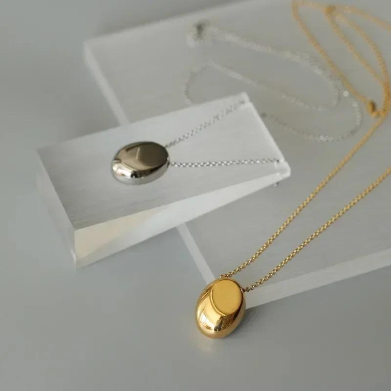 Fashion Metal Oval Pendant Necklace for Women Long Luxury Sweater Chain Charm Thin Chain Necklace Party Elegant Jewelry Gifts