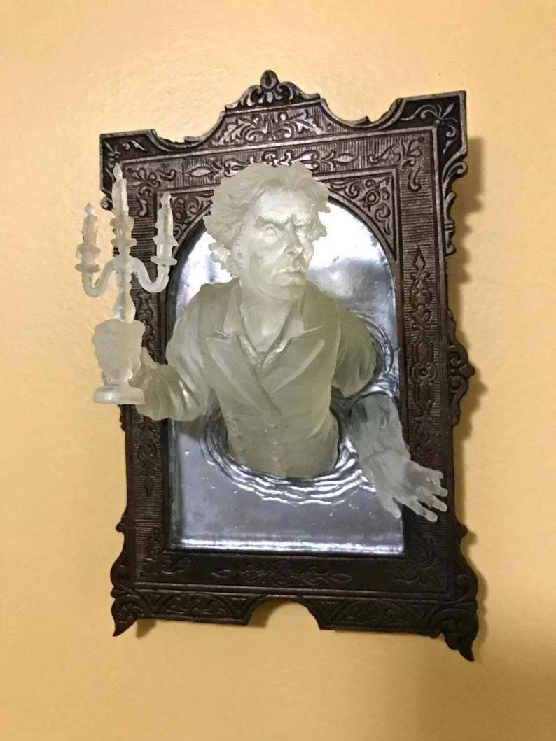 Halloween Resin Devil s Hand Wall Decoration Gohtic Ghost in The Mirror Luminous Crafts Spooky Props Home Photo Frame Decor