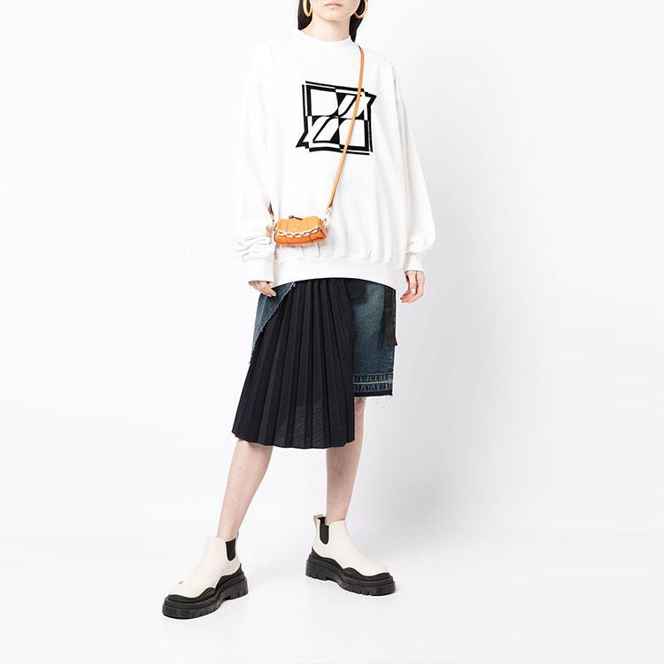 WE11DONE Logo Print Loose Fit Crew Neck Sweatshirt Unisex Sweatshirt White WD-TS3-21-555-U-WH