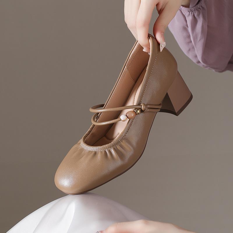 

Женские туфли Мэри Джейн 2025 весна и осень новая модель толстый каблук мелкий вырез одинарные туфли женские средний каблук мягкая кожа французский темперамент маленький ле 40