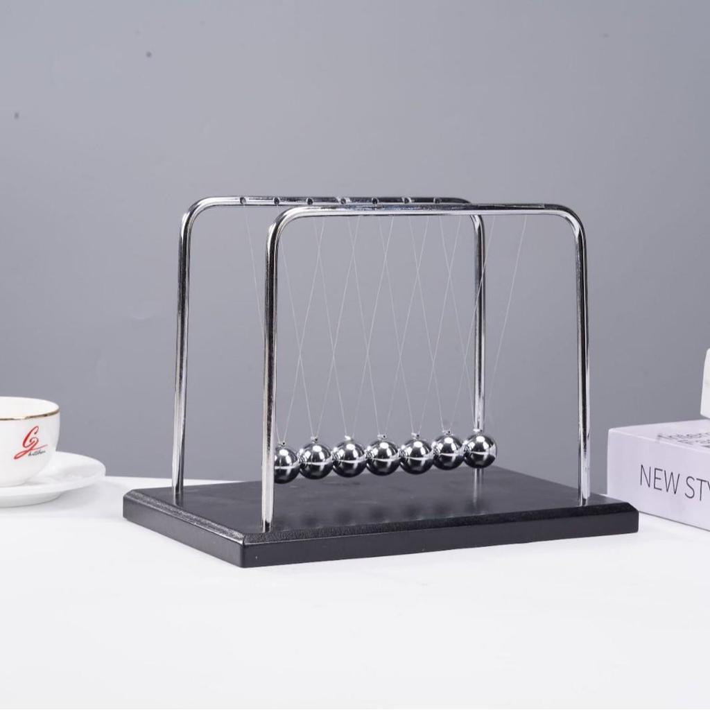 Newton's Cradle Metal Pendulum - Creative Office Decor Gift