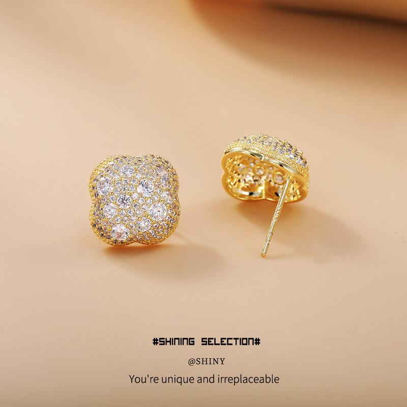 European & American Hot-Selling Copper Alloy Four-Leaf Clover Women's Stud Earrings with Zircon Inlay - Hip Hop Style