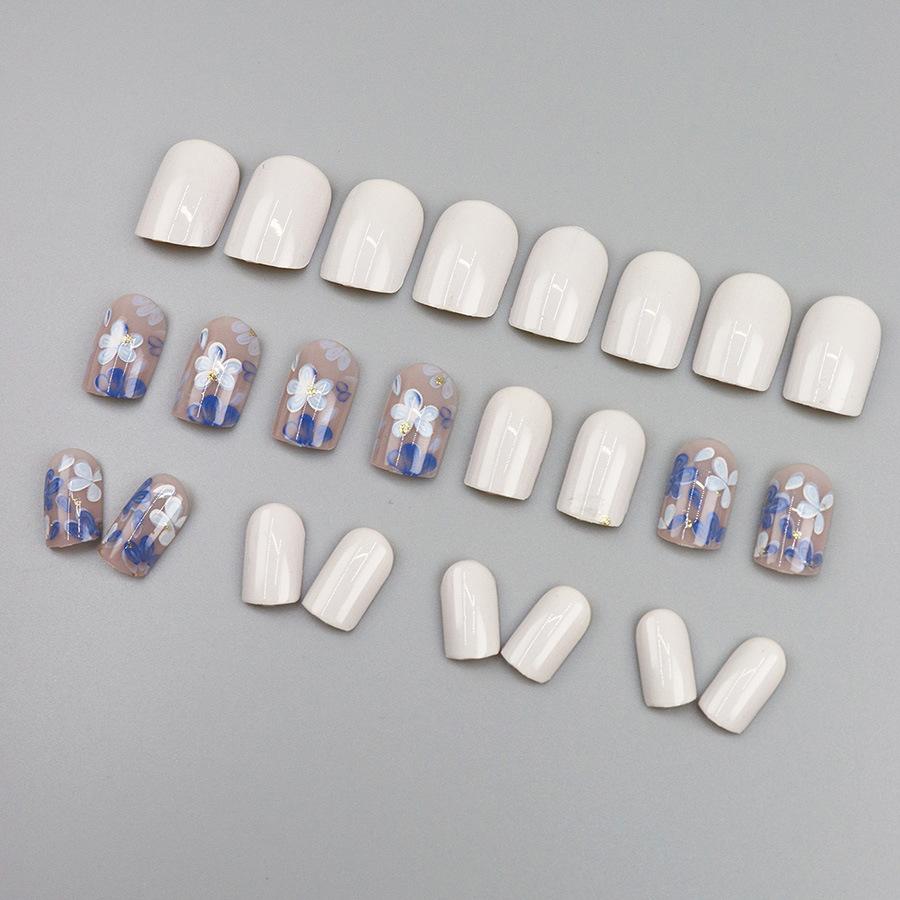 24 Pieces Short blue retro flower fake nails unloading  style wearing armor 24 pieces