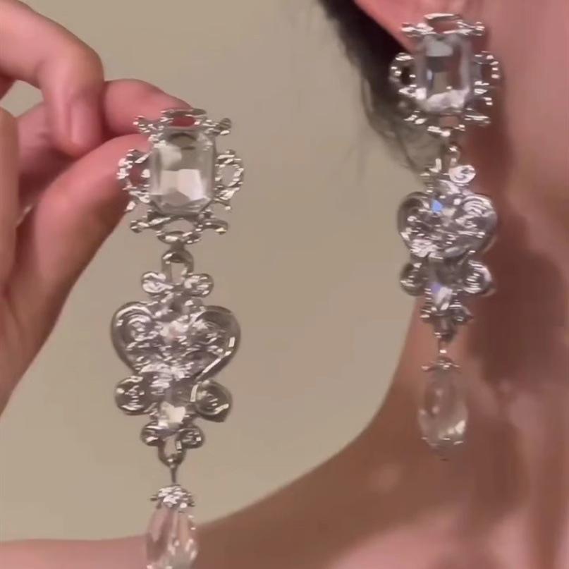 Cercei cu șurub pătrați din zirconiu cu ac de argint - Lux ușor, Stil Curte High-End, Design la modă și versatil.