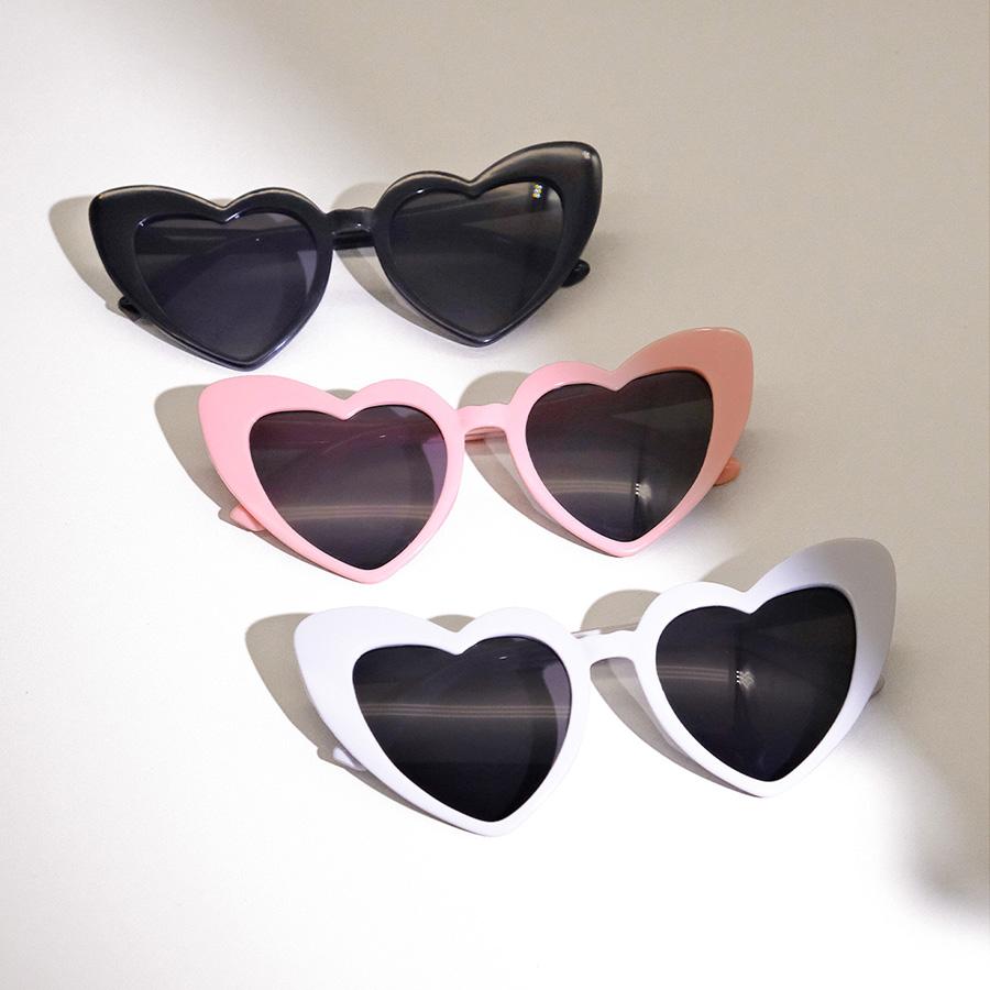 

3pcs Women s Cute Cat Eye & Heart Shaped Party SunGlasses Shades Beach Accessories Halloween