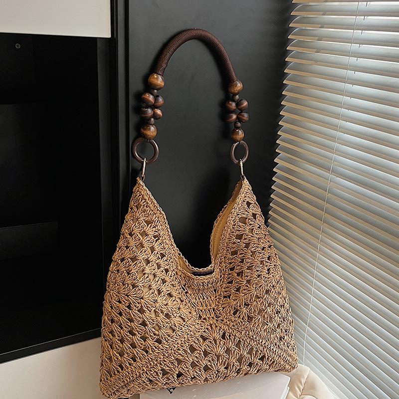 Large Capacity Woven Bag Women's New Summer Seaside Vacation Straw Bag Commuter Fashion Shoulder Tote Bag