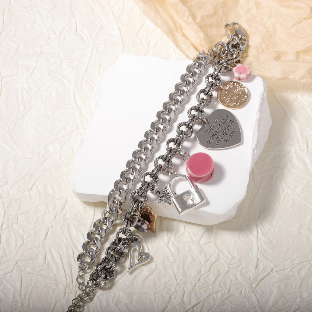 Personalidade tendência vintage fotografia de rua prata antiga corrente liga pingente cadeado do amor pulseira estilo casual versátil