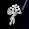 Light Luxury Hand-held Bouquet Brooch, Feminine Pearl Brooch, Elegant and Exquisite Brooch